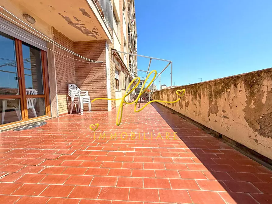 Immagine 43 di Appartamento in vendita  a Cecina