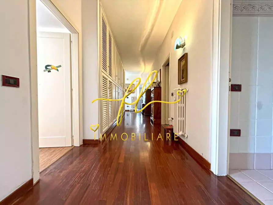 Immagine 15 di Appartamento in vendita  a Cecina