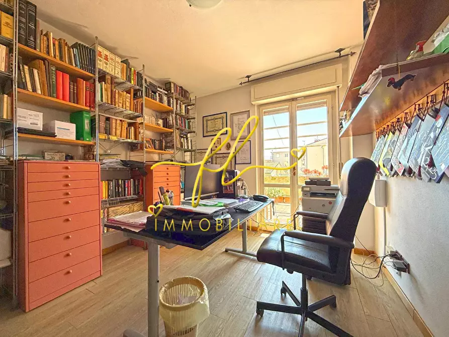 Immagine 38 di Appartamento in vendita  a Cecina