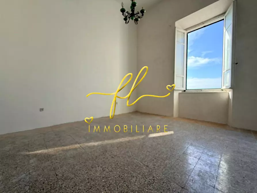 Immagine 12 di Appartamento in vendita  a Livorno