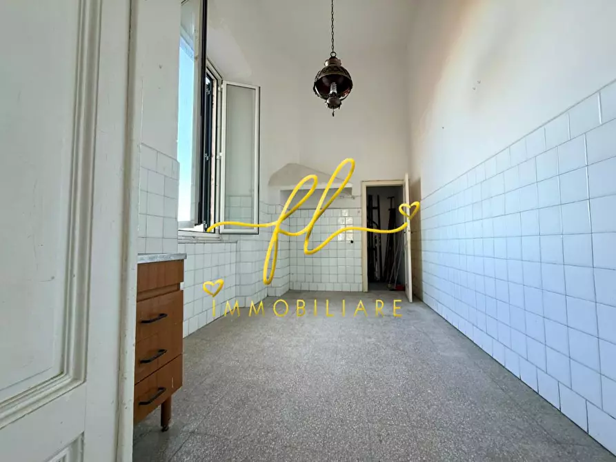 Immagine 10 di Appartamento in vendita  a Livorno