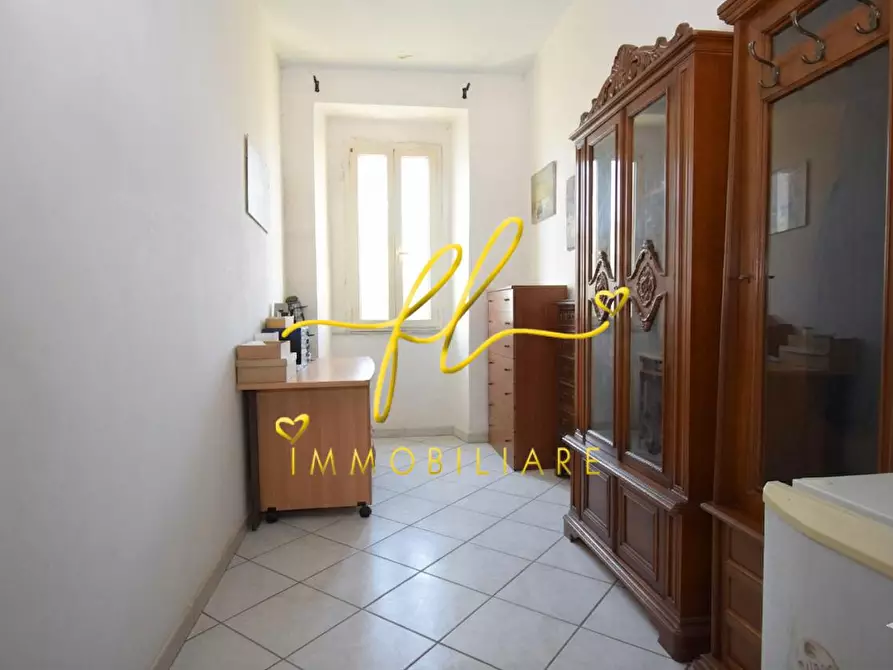 Immagine 9 di Appartamento in vendita  a Livorno