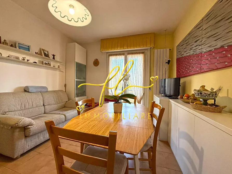 Immagine 8 di Appartamento in vendita  a Cecina