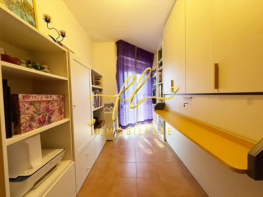 Immagine 18 di Appartamento in vendita  a Cecina