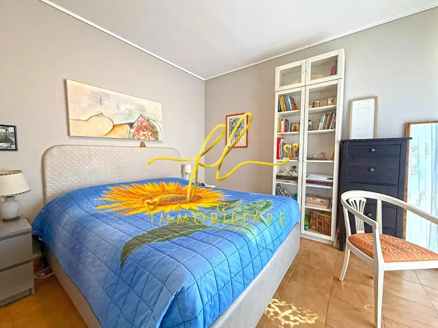 Immagine 15 di Appartamento in vendita  a Cecina