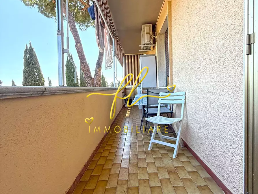 Immagine 10 di Appartamento in vendita  a Cecina