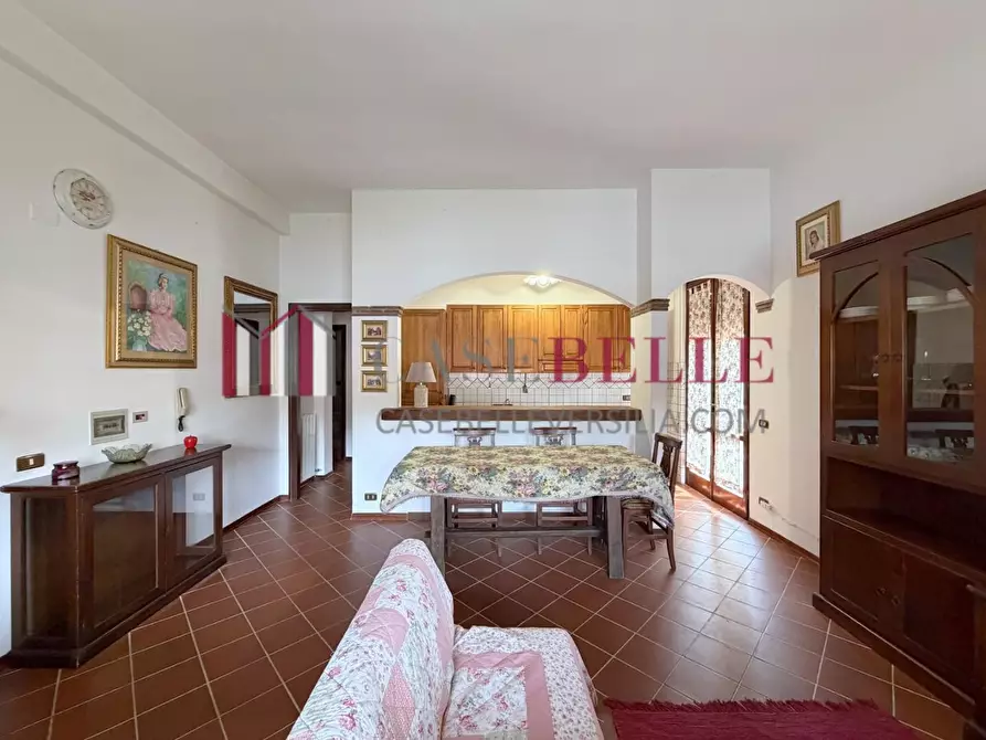 Immagine 3 di Appartamento in vendita  a Camaiore