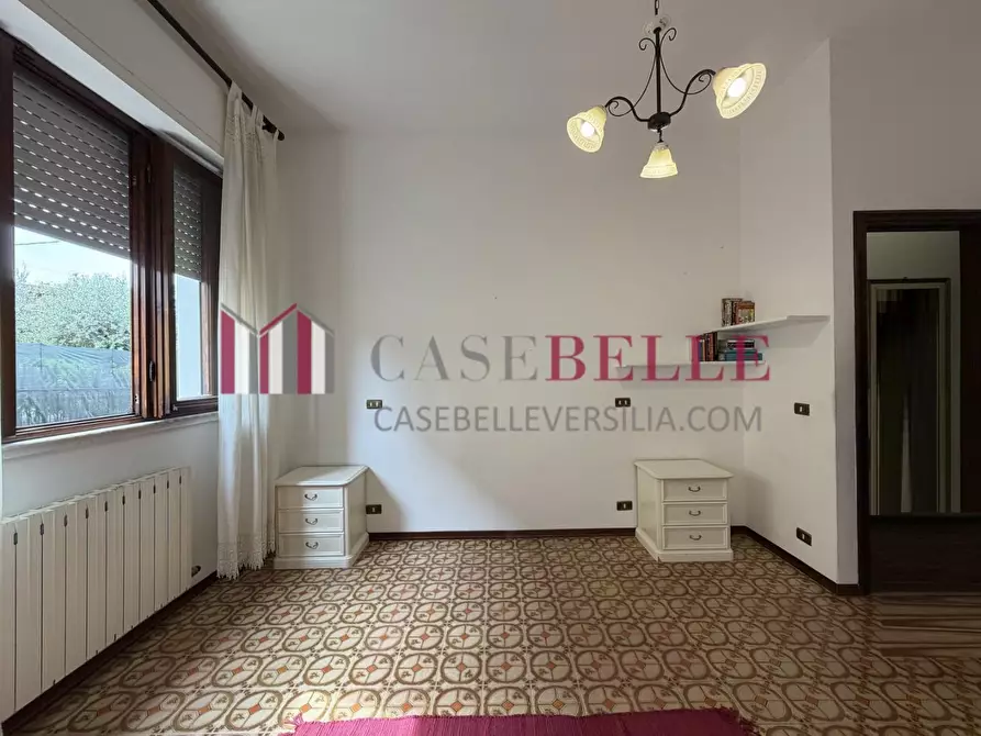 Immagine 15 di Appartamento in vendita  a Camaiore