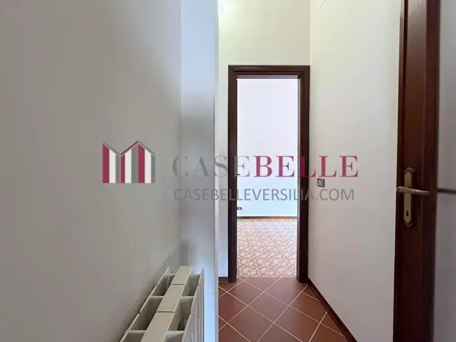 Immagine 11 di Appartamento in vendita  a Camaiore