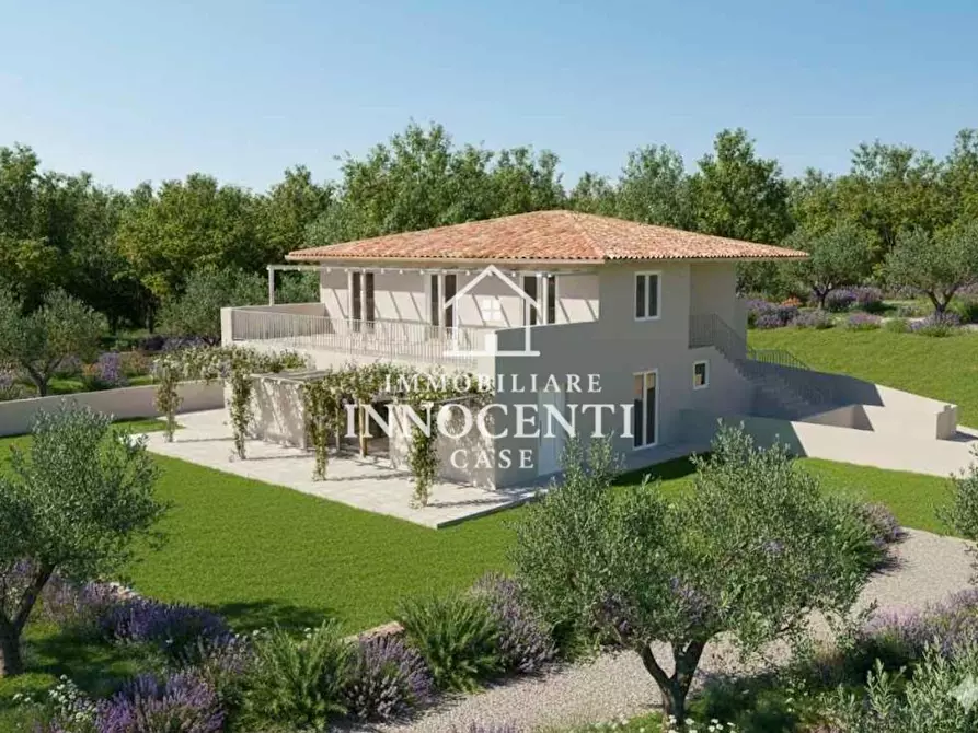 Immagine 2 di Appartamento in vendita  a Massa