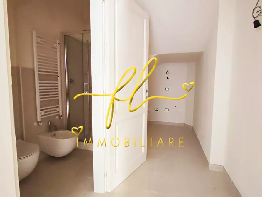 Immagine 22 di Appartamento in vendita  a Rosignano Marittimo