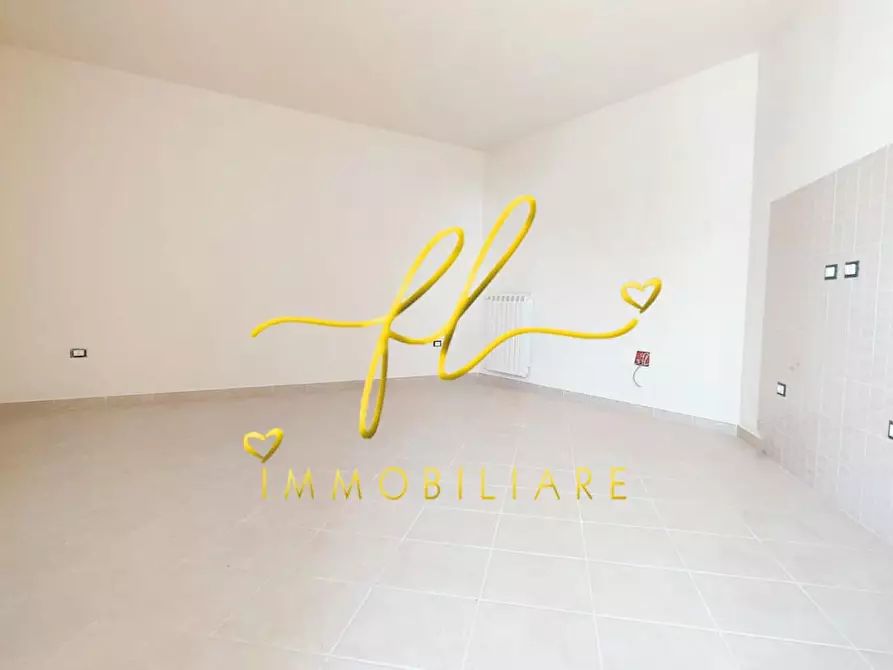 Immagine 6 di Appartamento in vendita  a Rosignano Marittimo