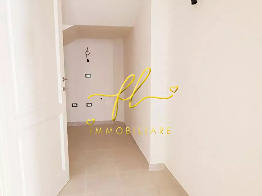 Immagine 21 di Appartamento in vendita  a Rosignano Marittimo