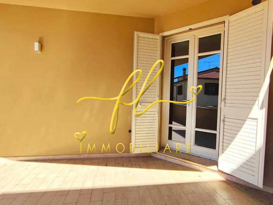 Immagine 13 di Appartamento in vendita  a Rosignano Marittimo