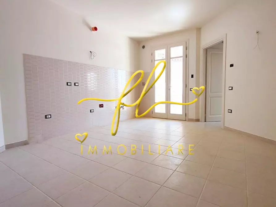 Immagine 10 di Appartamento in vendita  a Rosignano Marittimo