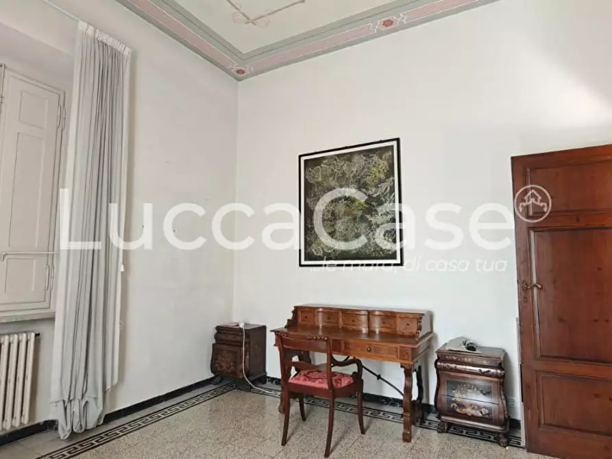 Immagine 13 di Villa in vendita  a Lucca