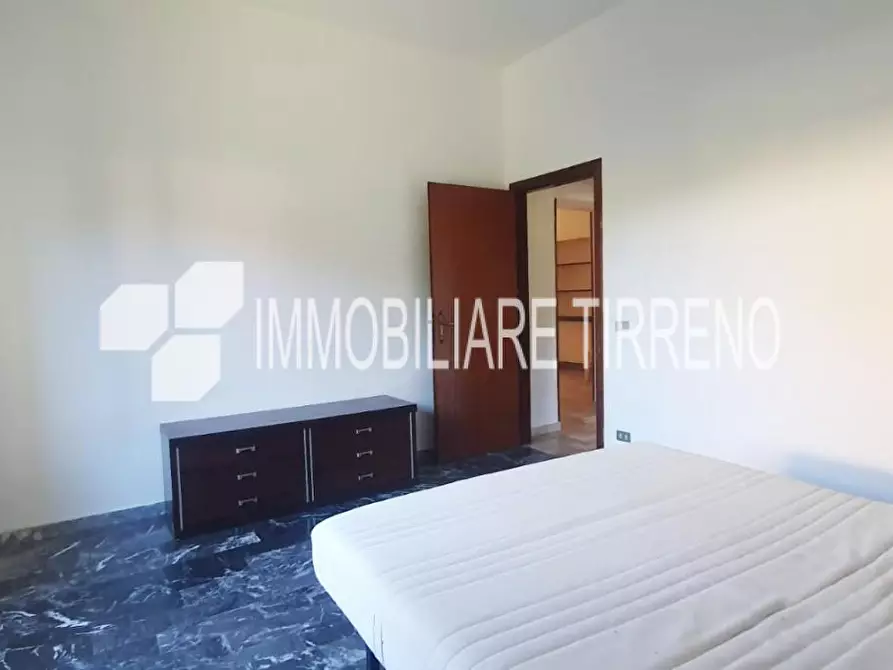 Immagine 16 di Appartamento in vendita  a Massa