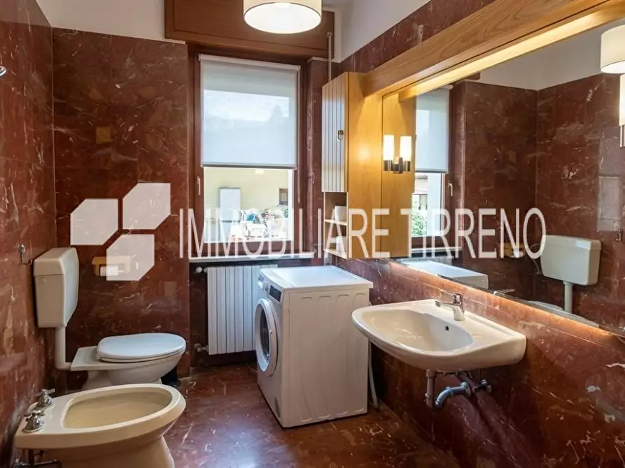 Immagine 22 di Appartamento in vendita  a Massa