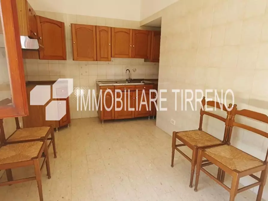 Immagine 7 di Appartamento in vendita  a Massa