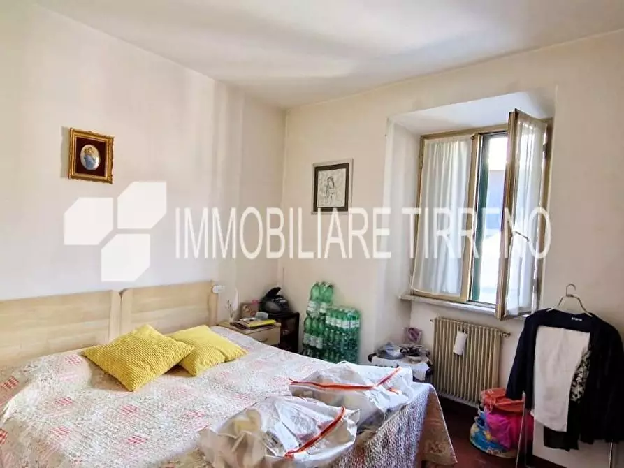 Immagine 13 di Terratetto in vendita  a Massa