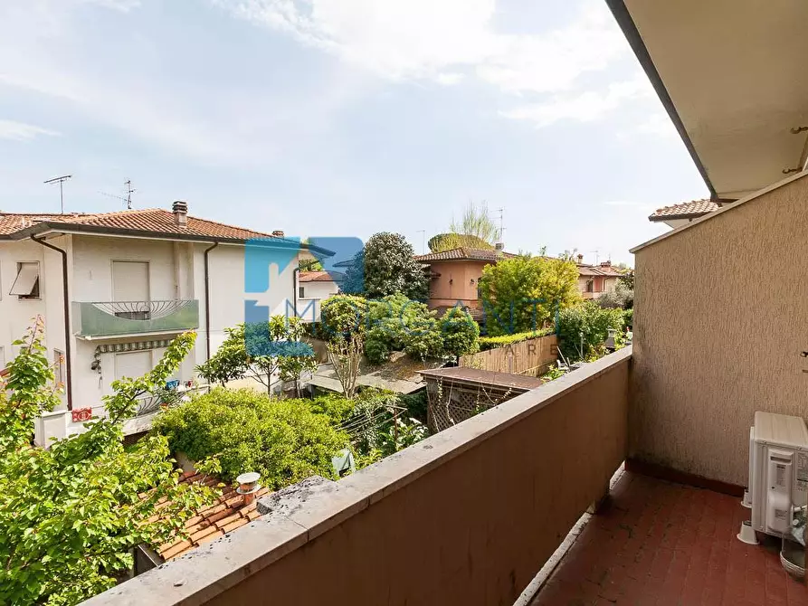 Immagine 24 di Casa bifamiliare in vendita  a Pietrasanta