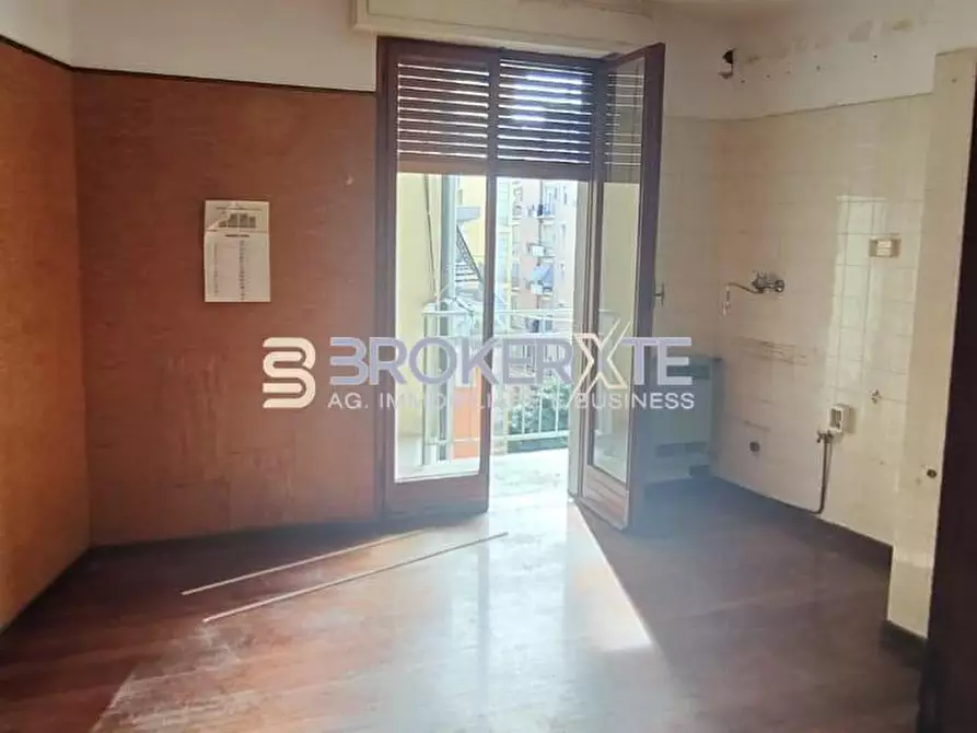Immagine 14 di Appartamento in vendita  a Carrara