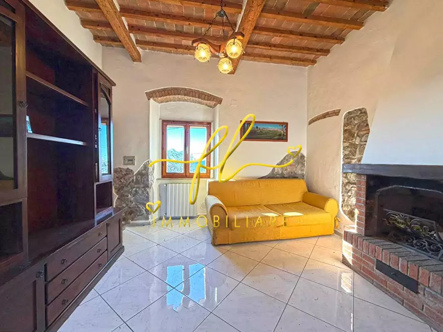 Immagine 8 di Terratetto in vendita  a Castellina Marittima