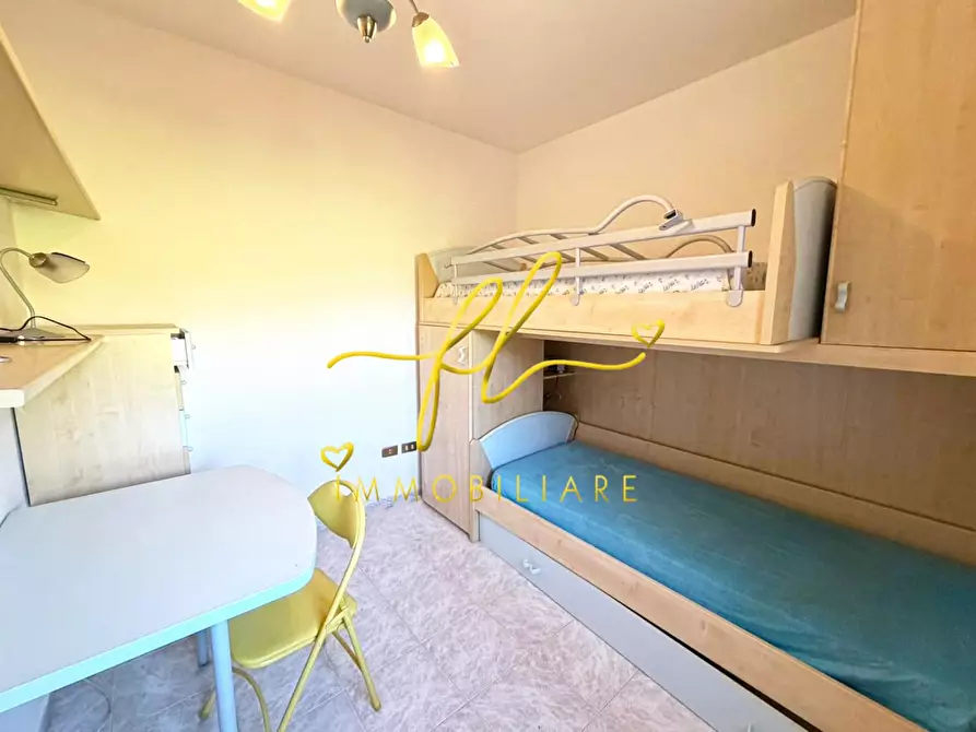 Immagine 12 di Terratetto in vendita  a Castellina Marittima