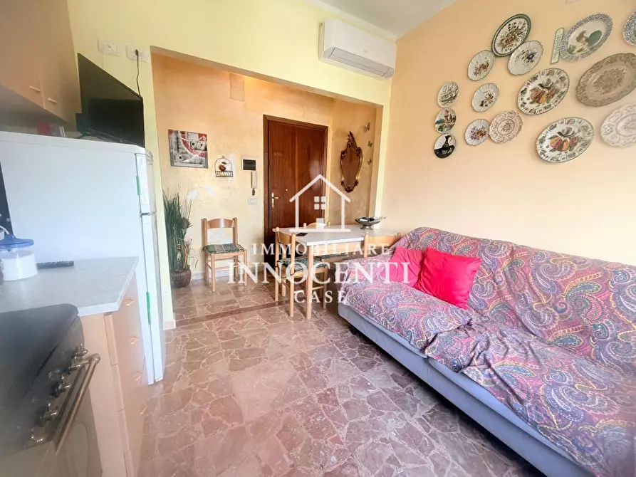 Immagine 4 di Appartamento in vendita  a Massa