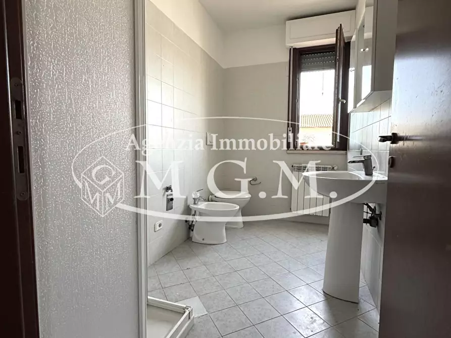 Immagine 10 di Appartamento in vendita  a Santa Maria A Monte