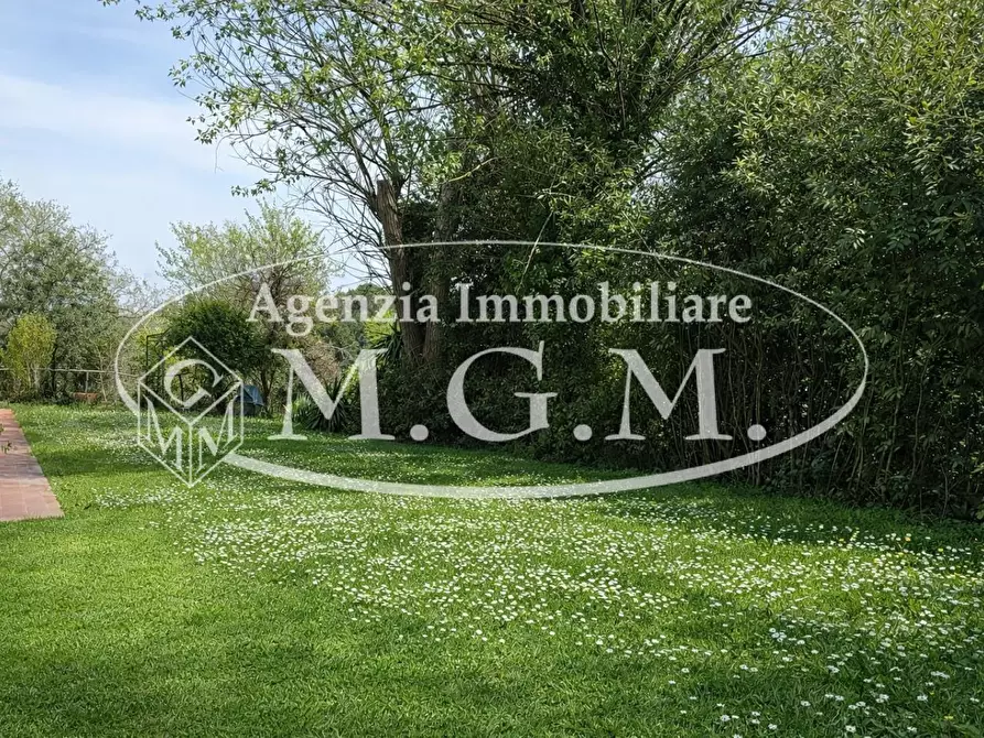 Immagine 37 di Casa semindipendente in vendita  a Pontedera