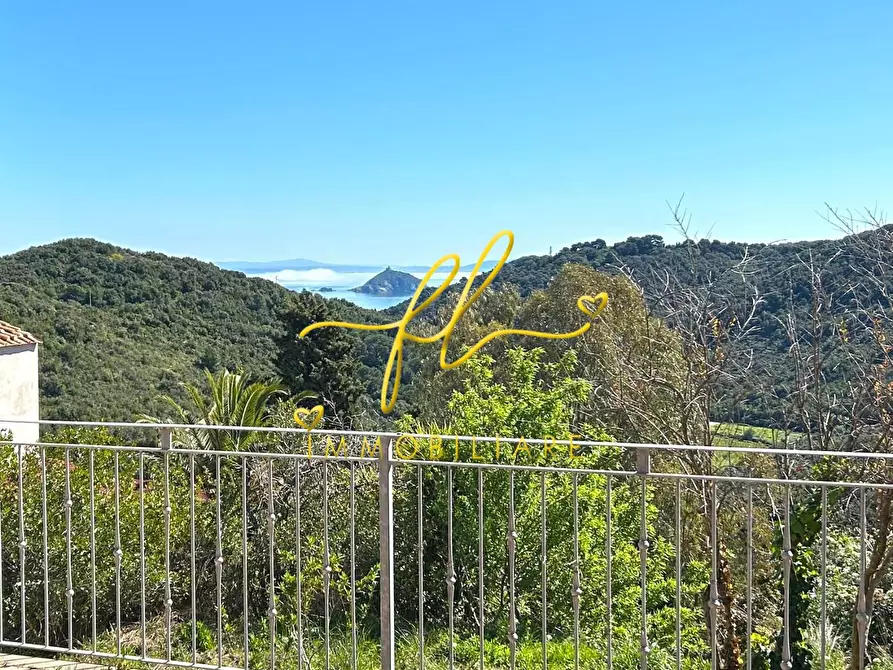 Immagine 23 di Appartamento in vendita  a Rio