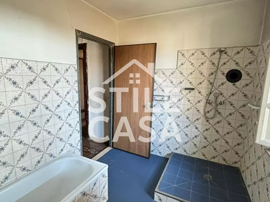 Immagine 9 di Casa indipendente in vendita  a Capannori