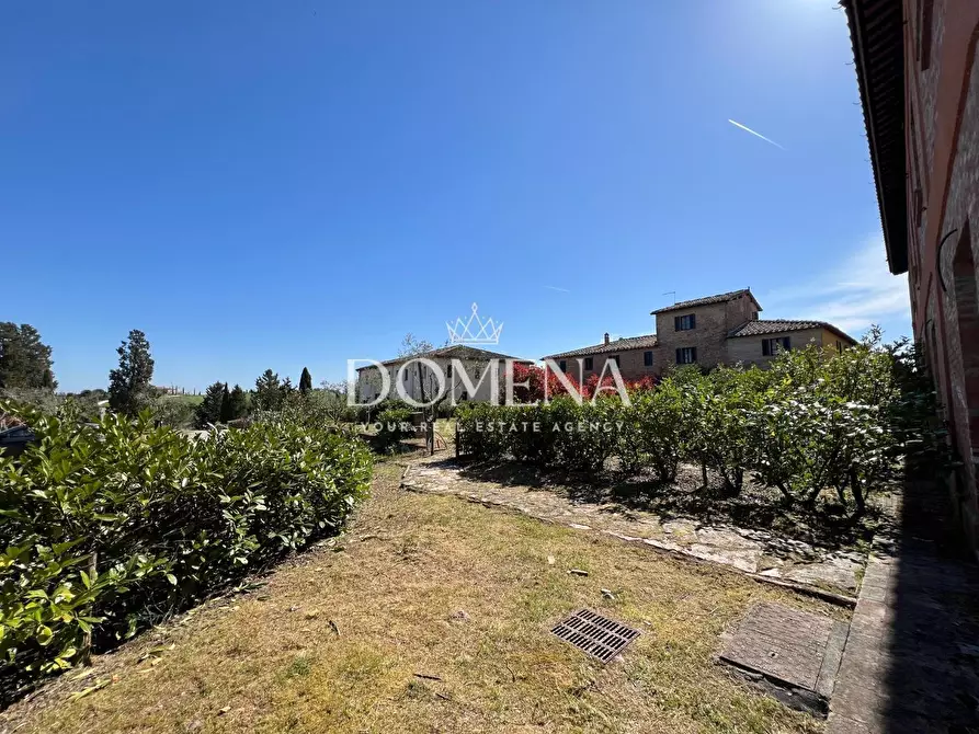 Immagine 1 di Terratetto in vendita  a Siena