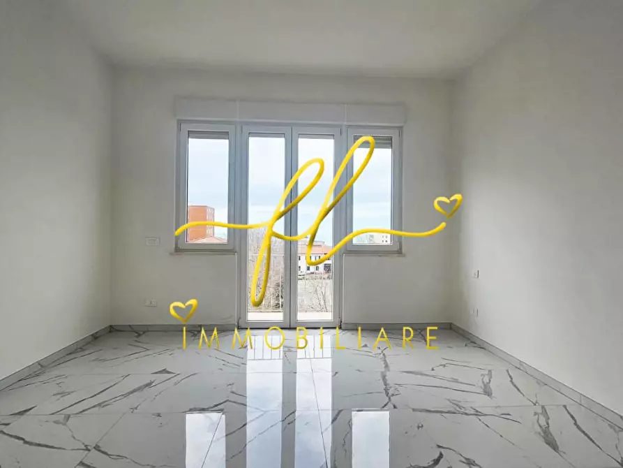 Immagine 3 di Appartamento in vendita  a Rosignano Marittimo