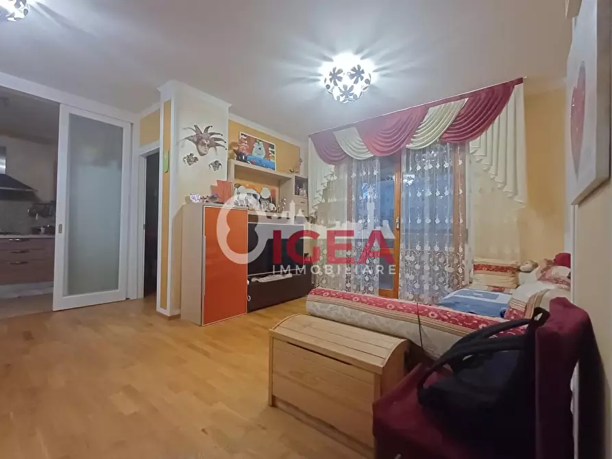 Immagine 1 di Appartamento in vendita  a Siena