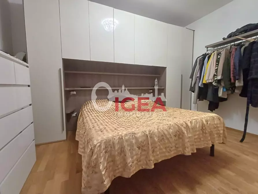 Immagine 19 di Appartamento in vendita  a Siena