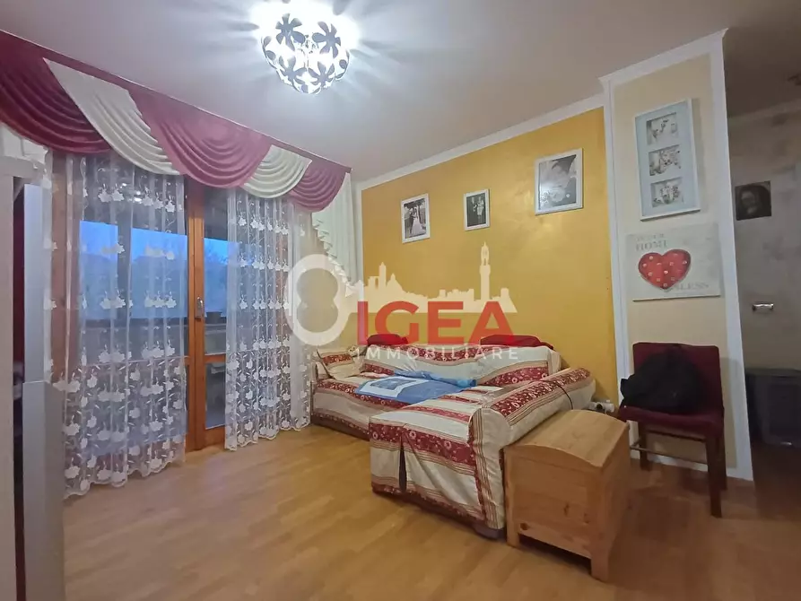 Immagine 9 di Appartamento in vendita  a Siena