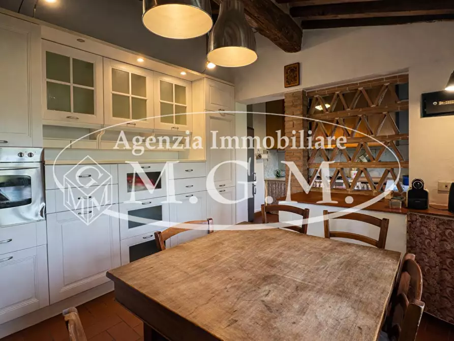 Immagine 5 di Casa semindipendente in vendita  a Pontedera