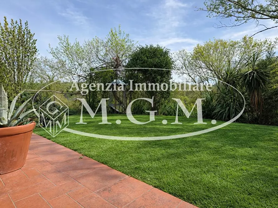 Immagine 38 di Casa semindipendente in vendita  a Pontedera