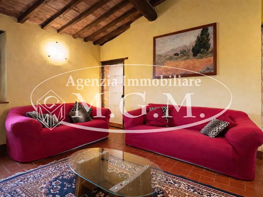 Immagine 9 di Casa semindipendente in vendita  a Pontedera