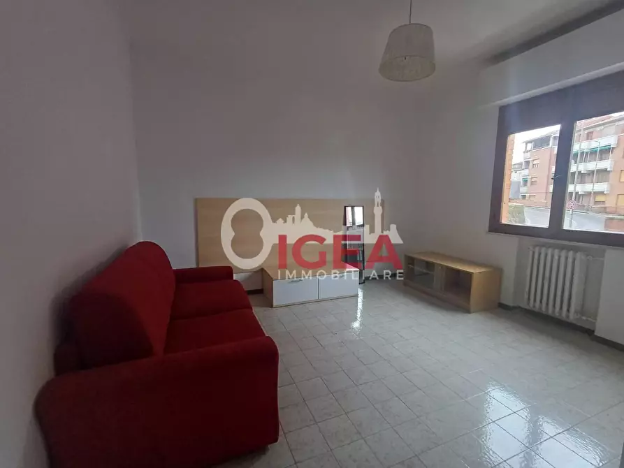 Immagine 11 di Appartamento in vendita  a Siena