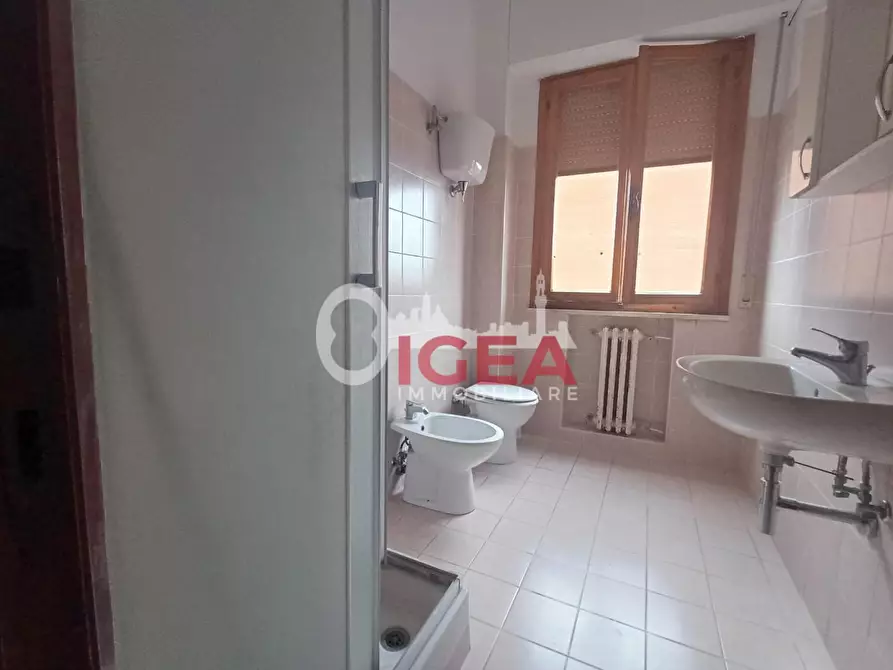 Immagine 15 di Appartamento in vendita  a Siena