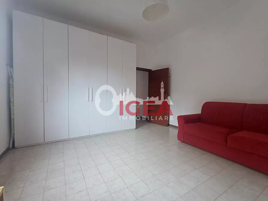 Immagine 12 di Appartamento in vendita  a Siena