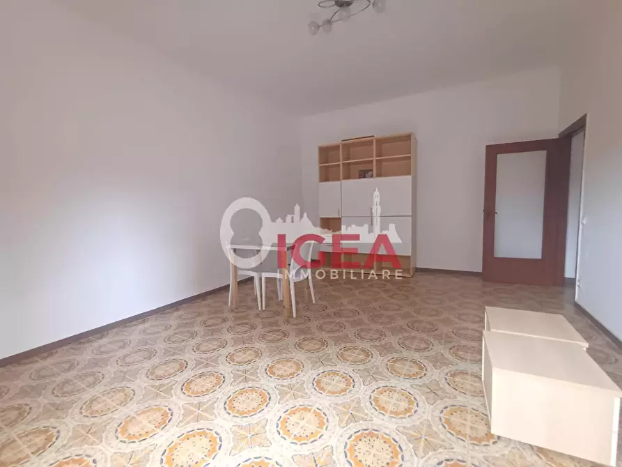 Immagine 17 di Appartamento in vendita  a Siena