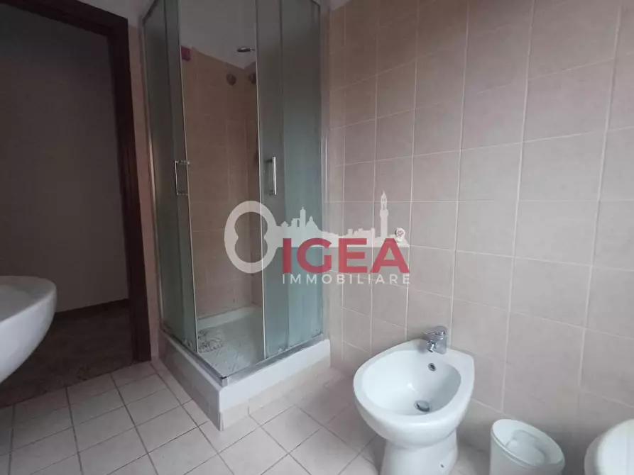 Immagine 13 di Appartamento in vendita  a Siena