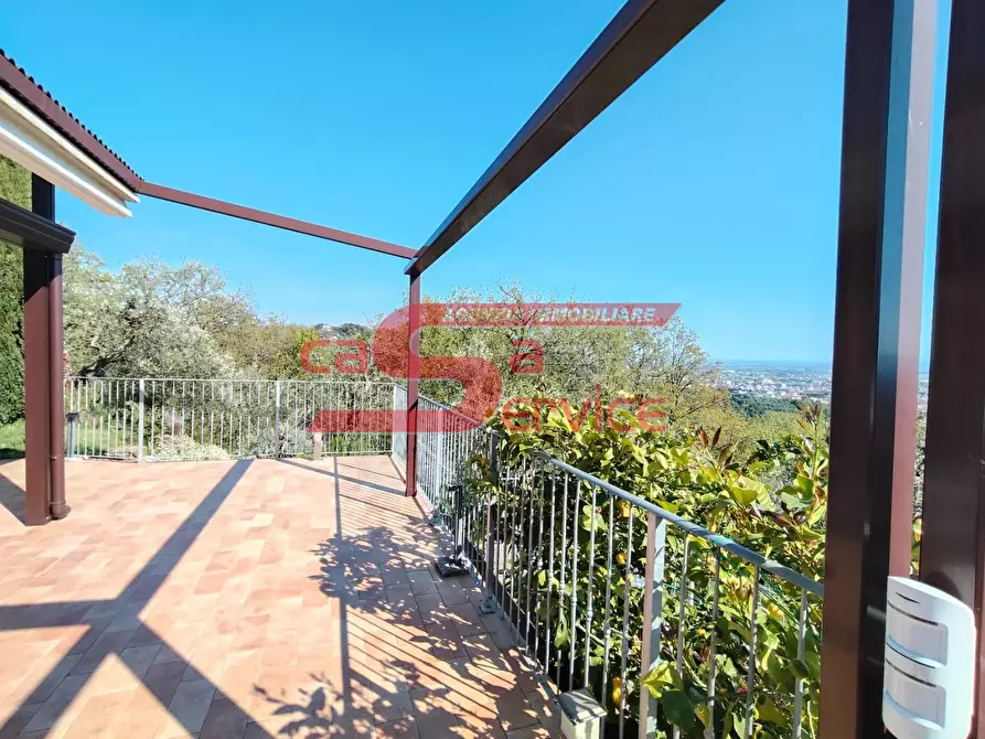 Immagine 23 di Casa indipendente in vendita  a Massa E Cozzile