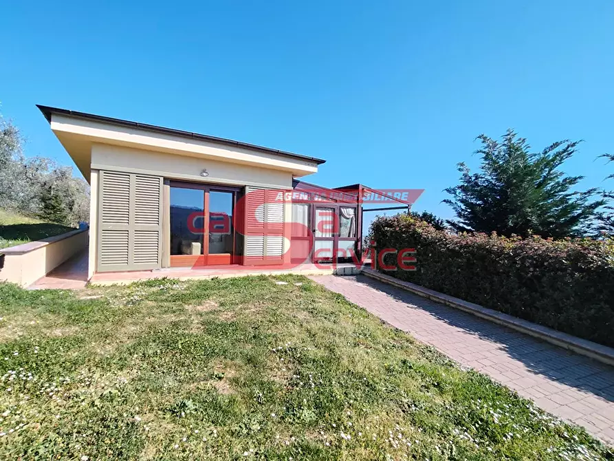 Immagine 22 di Casa indipendente in vendita  a Massa E Cozzile