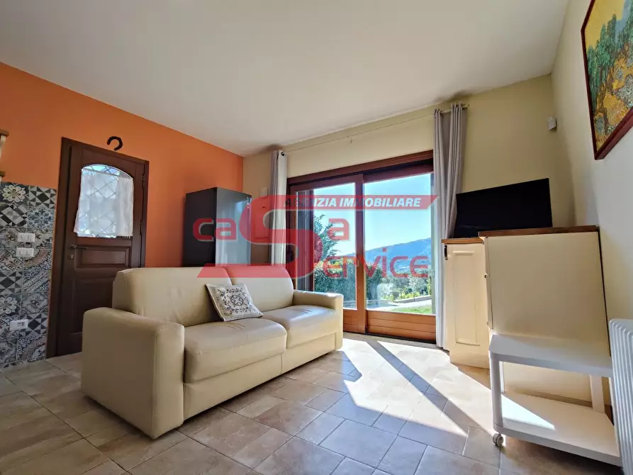 Immagine 10 di Casa indipendente in vendita  a Massa E Cozzile