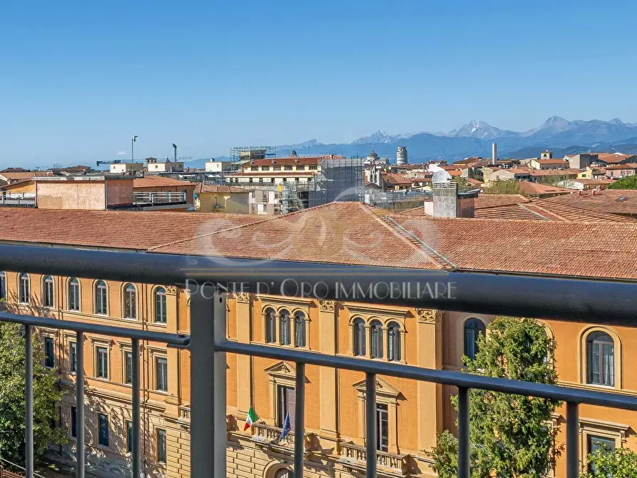 Immagine 28 di Mansarda in vendita  a Pisa